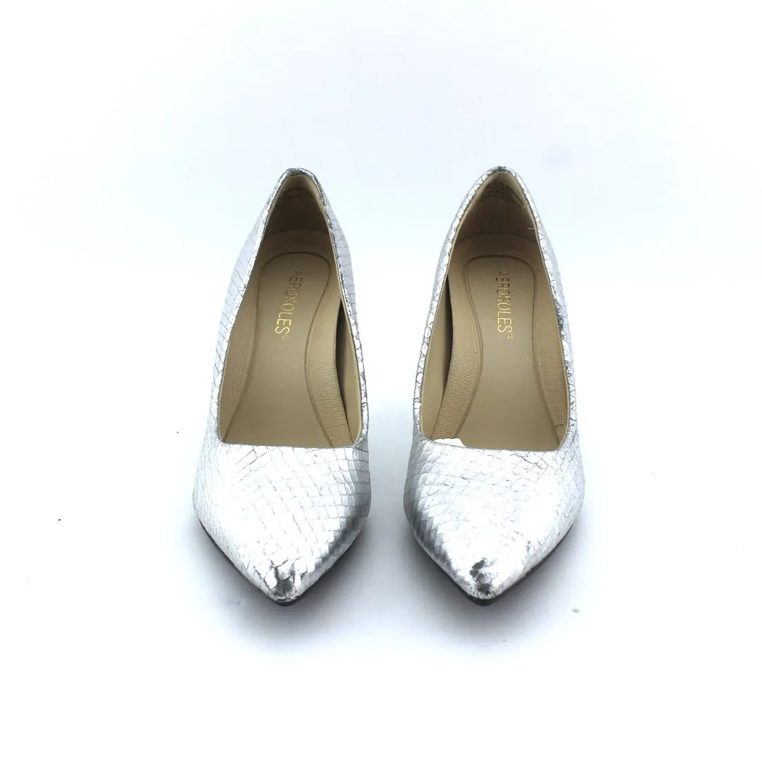 AEROSOLES DEAL BREAKER