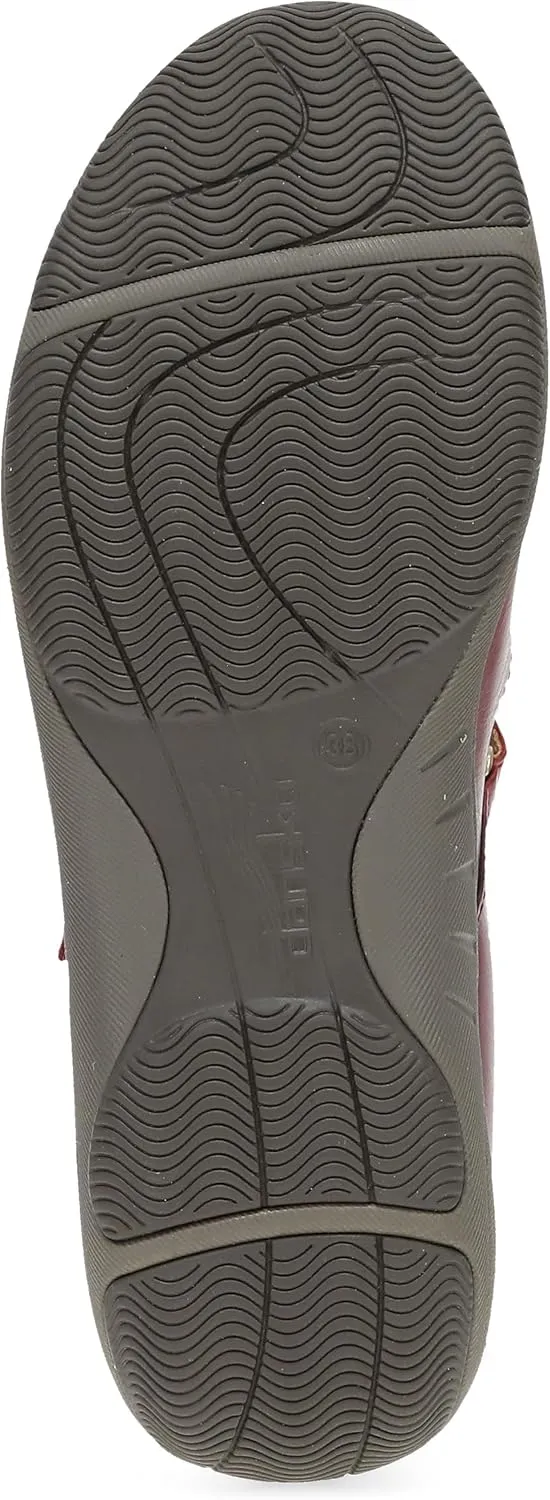 Dansko Stacy Mary Jane - Lightweight Support in a Versatile Style- Slip-Resistant Rubber Outsole Suitable for Dry, Wet, and Oily/Wet Surfaces