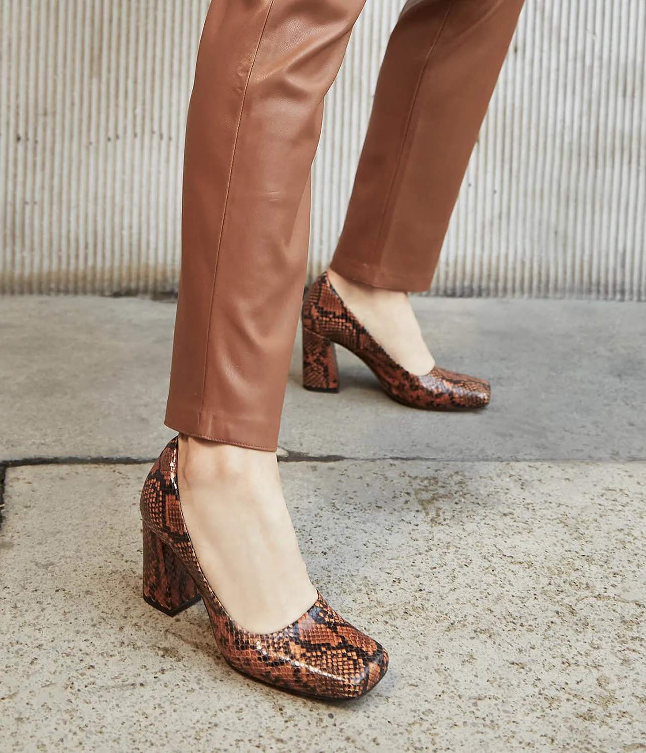 TELLUS TAN SOFT LEATHER