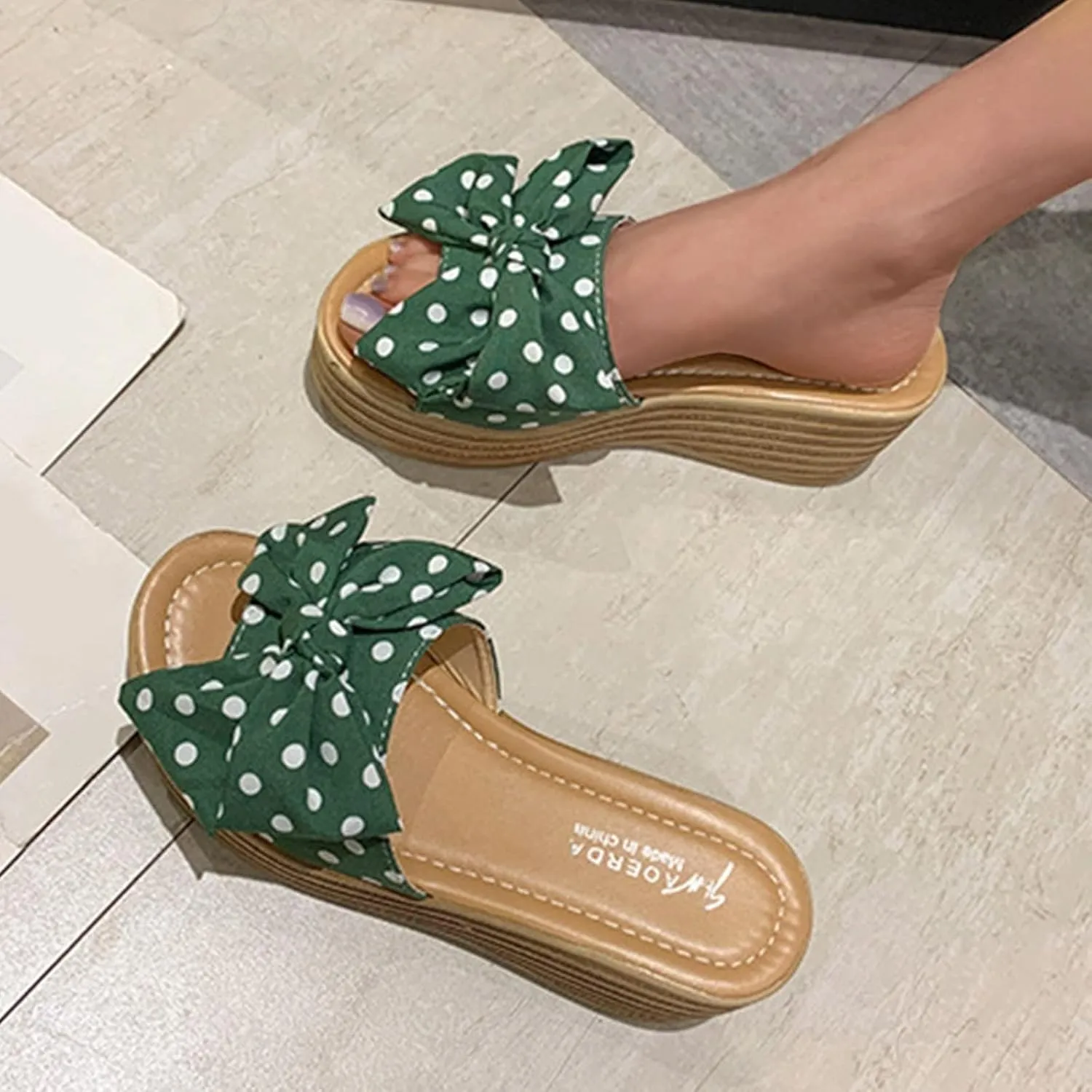 Women's Wedge Platform Sandals Fashion Polka Dot Bow Slippers Summer Slides Beach Vacation Walking Shoes Flat Sandals for Women Casual & Dressy Summer Shoes