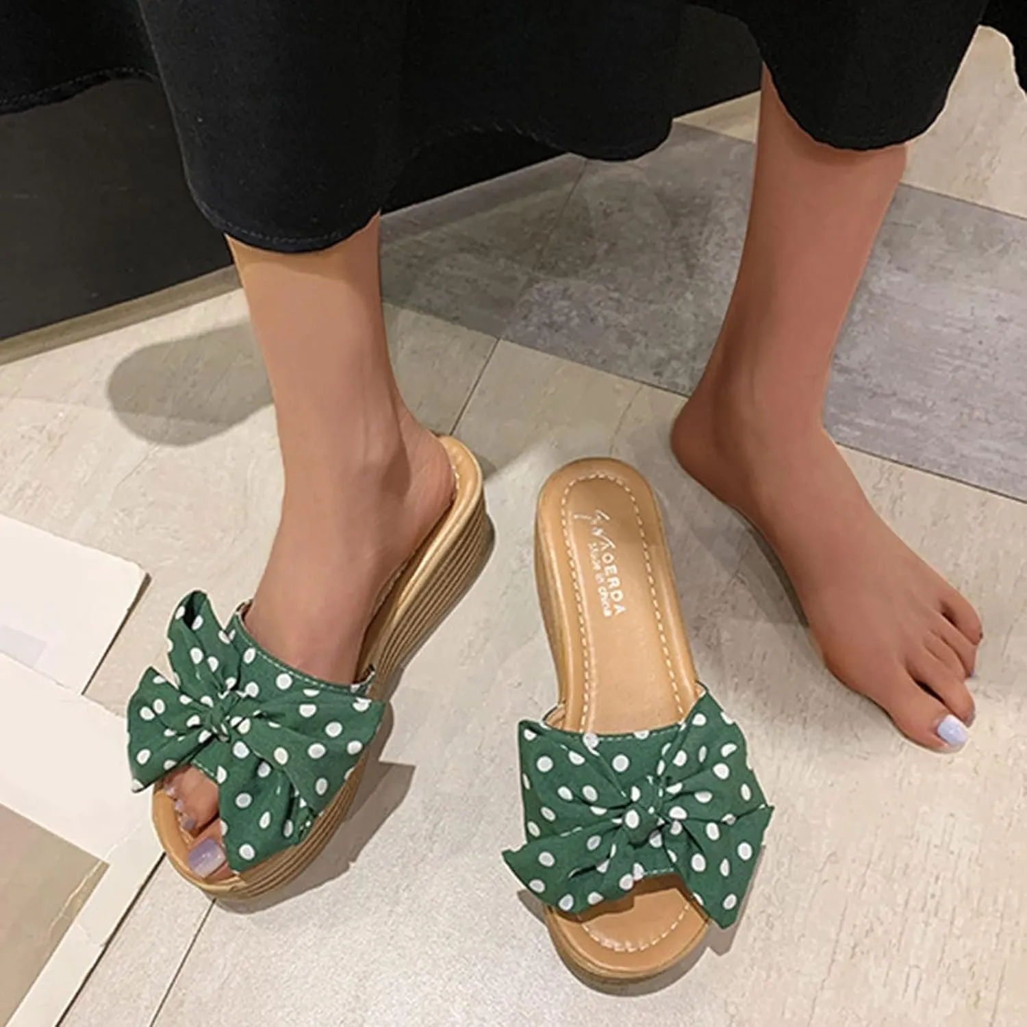 Women's Wedge Platform Sandals Fashion Polka Dot Bow Slippers Summer Slides Beach Vacation Walking Shoes Flat Sandals for Women Casual & Dressy Summer Shoes